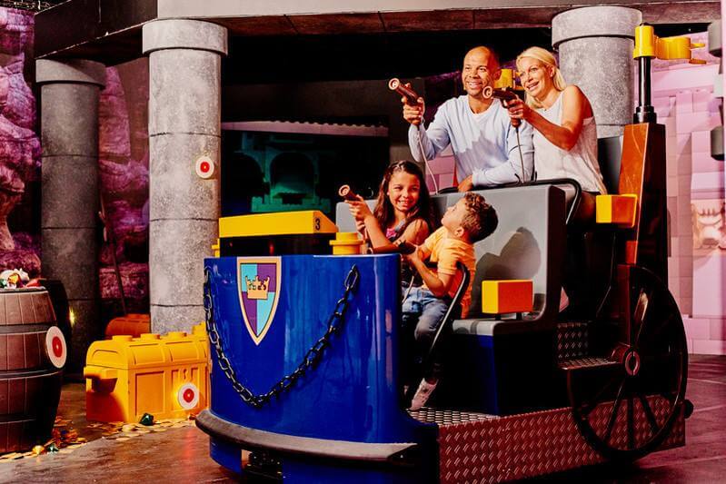 https://www.facebook.com/legolanddiscoverycentermichigan/photos/a.448029088714490.1073741828.418789501638449/752410458276350/?type=3&theater